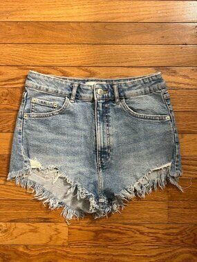 Zara Women's  Denim Blue Distressed Shorts Size 4
